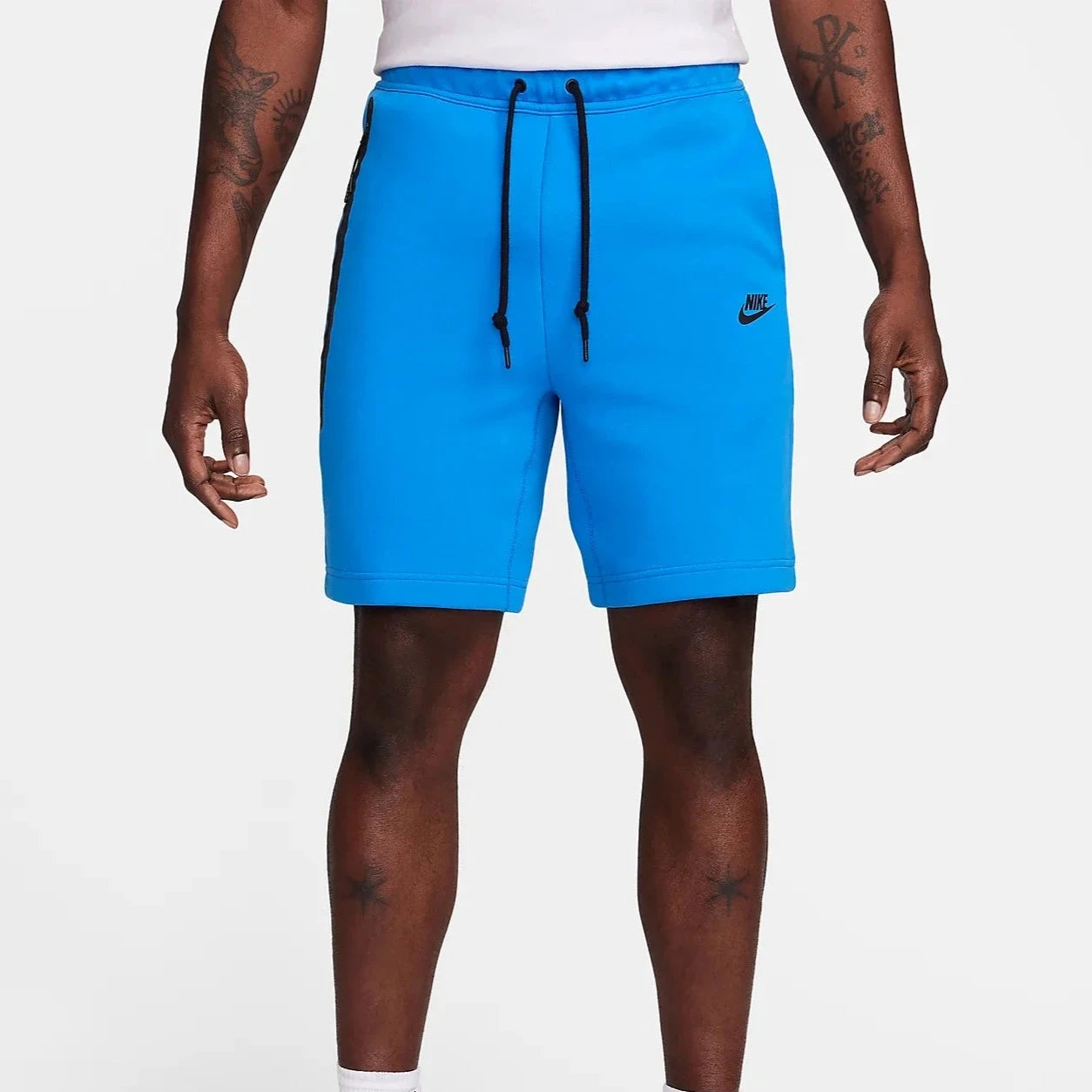 NIKE SPORTSWEAR TECH FLEECE SHORTS