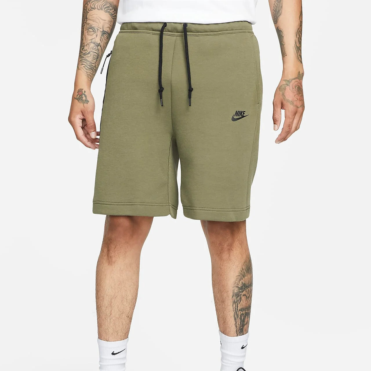 NIKE SPORTSWEAR TECH FLEECE SHORTS