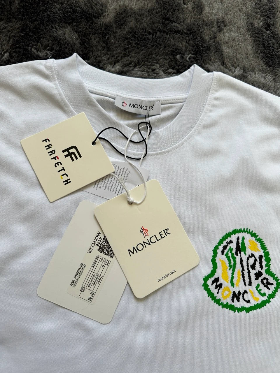 MONCLER GREEN LOGO COTTEN T SHIRT