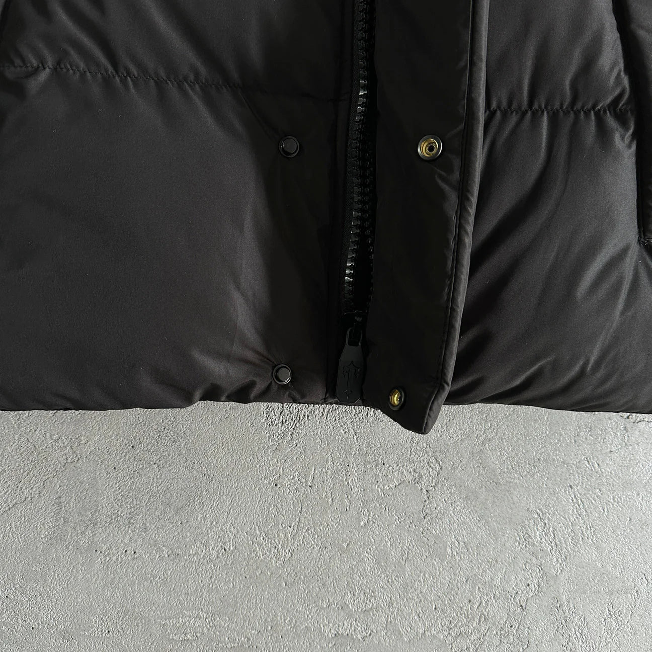 TRAPSTAR DECODED ARCH BLACK PUFFER