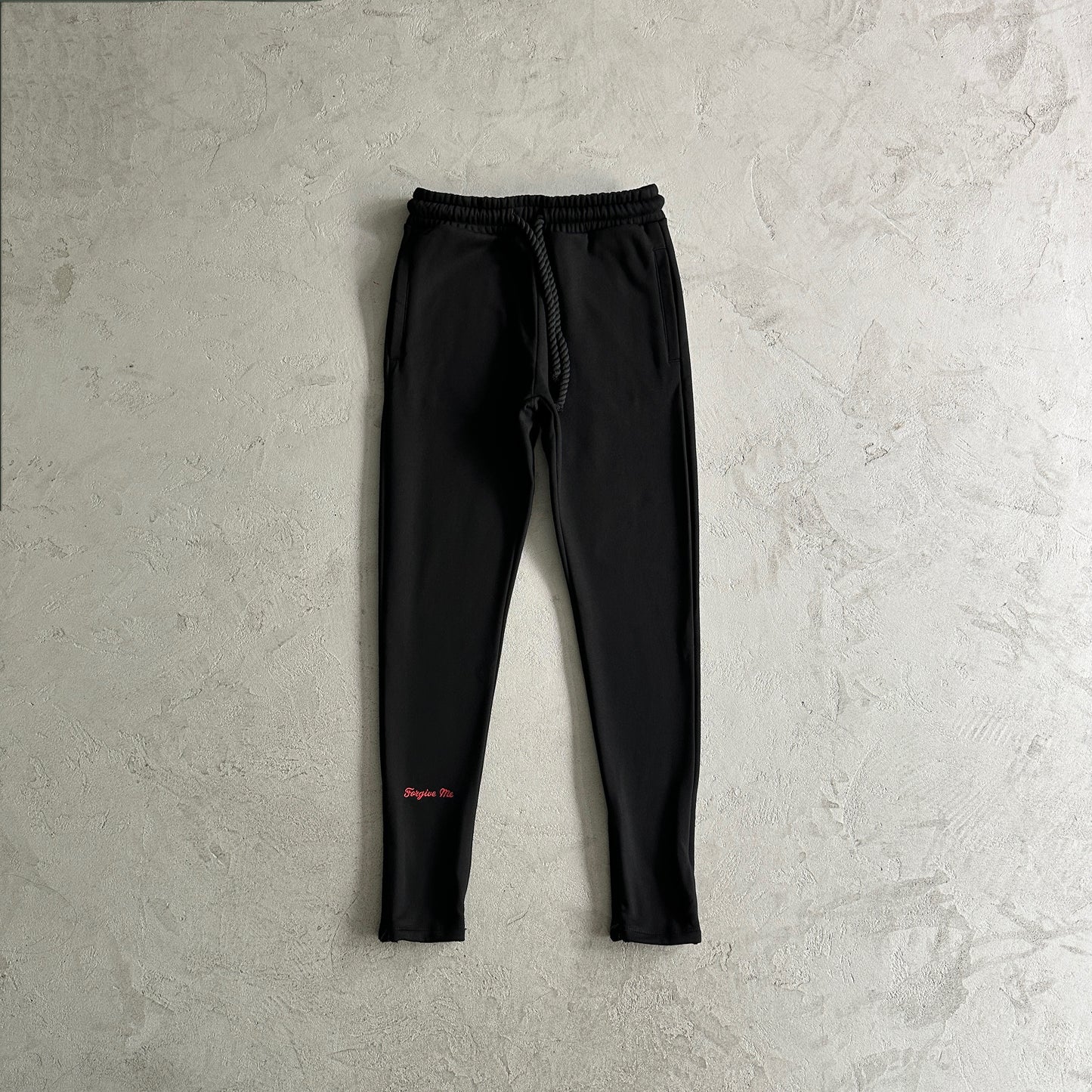 Syna World Tracksuit- Black/Red