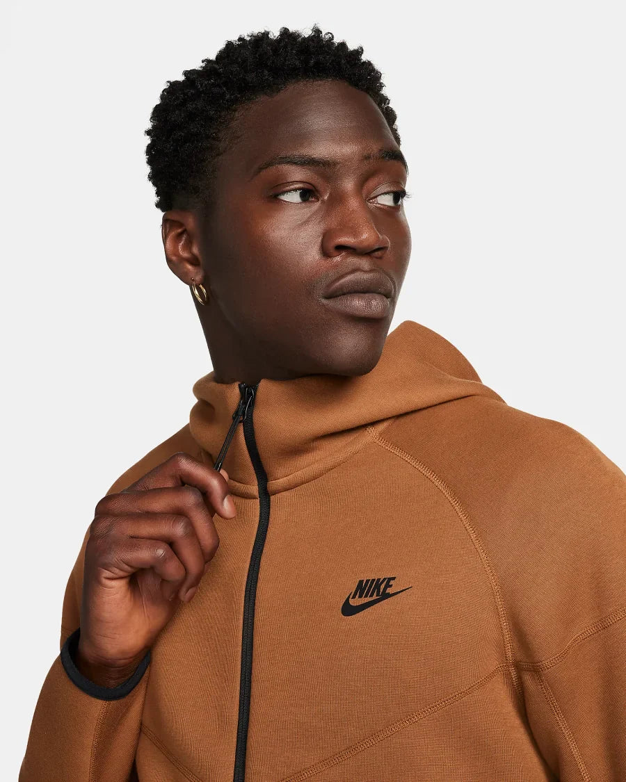 NIKE NSW TECH FLEECE WINDRUNNER TRACKSUIT - BROWN