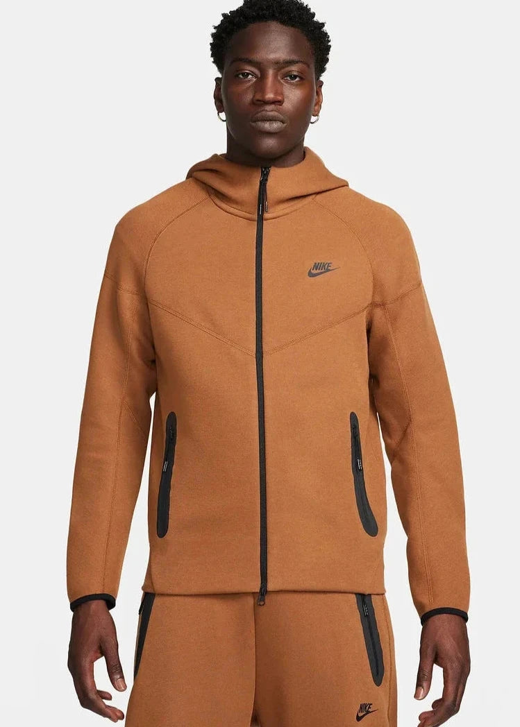 NIKE NSW TECH FLEECE WINDRUNNER TRACKSUIT - BROWN