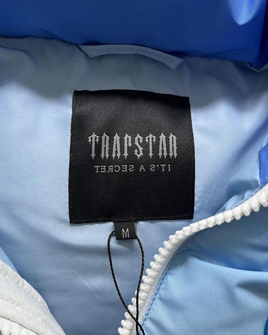 TRAPSTAR IRONGATE BADGE GILET ICE BLUE