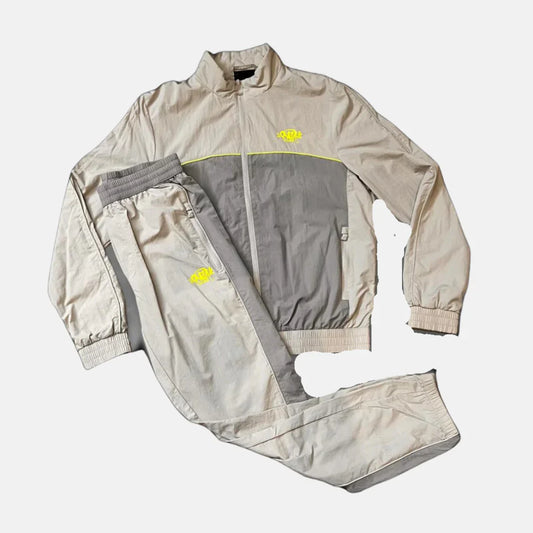 SYNAWORLD LOGO SHELL TRACKSUIT - LIGHT GREY/VOLT