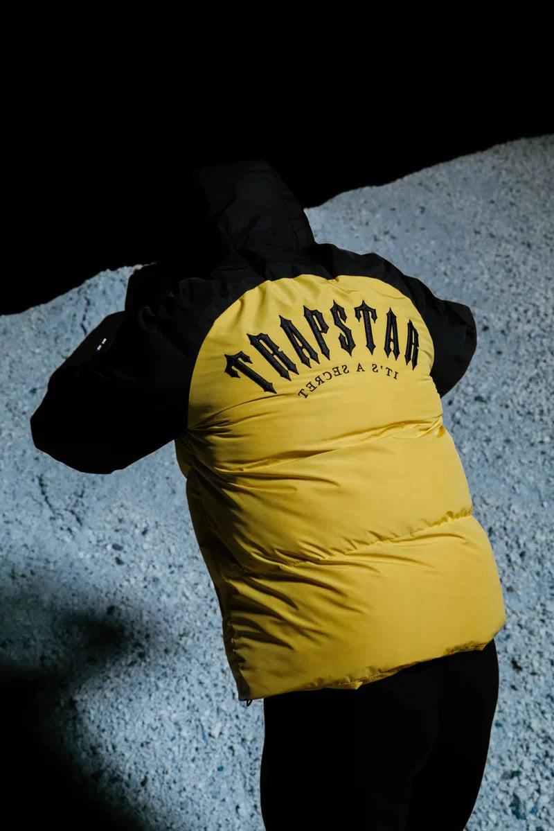 TRAPSTAR DECODED ARCH PUFFER JACKET - BLACK/YELLOW